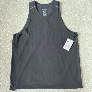 Nike Tech Pack Dri-FIT Running Tank Run Division Men’s Large Dark Smoke Grey NWT